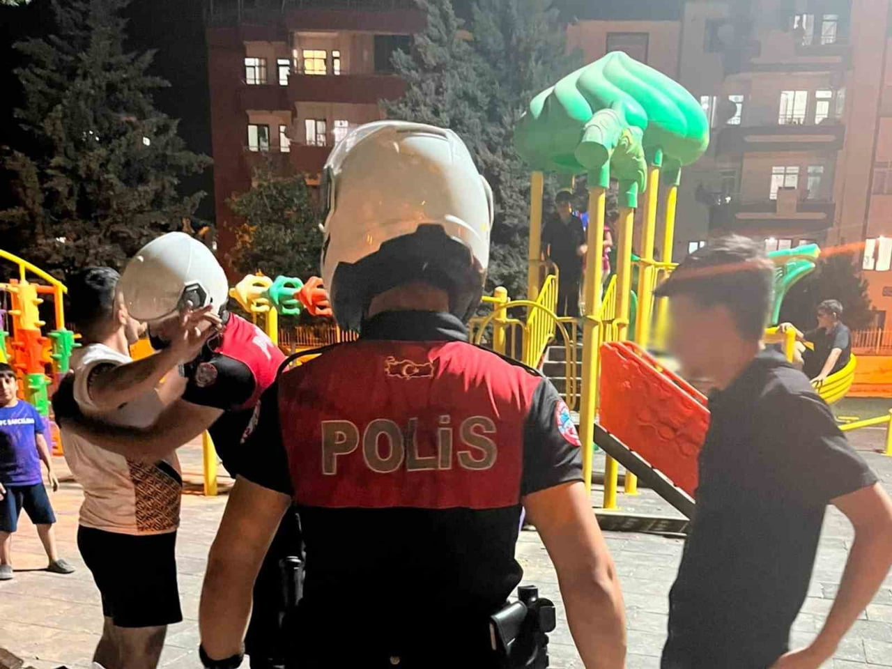 YUNUS TİMLERİNİN DENETİMİNDE ARANAN ŞÜPHELİ YAKALANDI