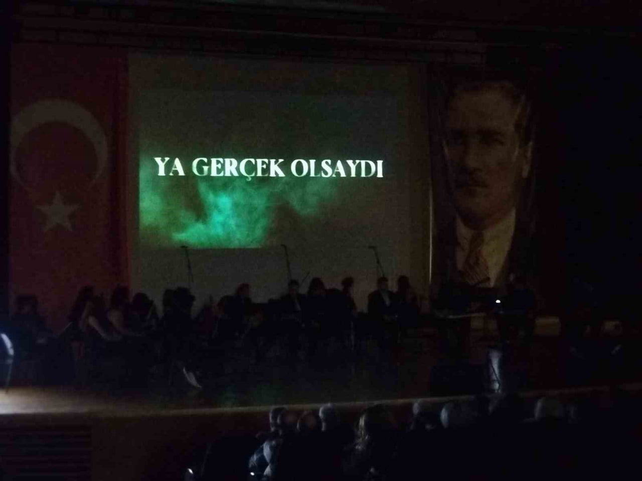 ZEKİ MÜREN GÜZEL SANATLAR LİSESİ ÖĞRENCİLERİ, BURSA'NIN UNUTULMAYA YÜZ TUTMUŞ TÜRKÜLERİ İLE 15...