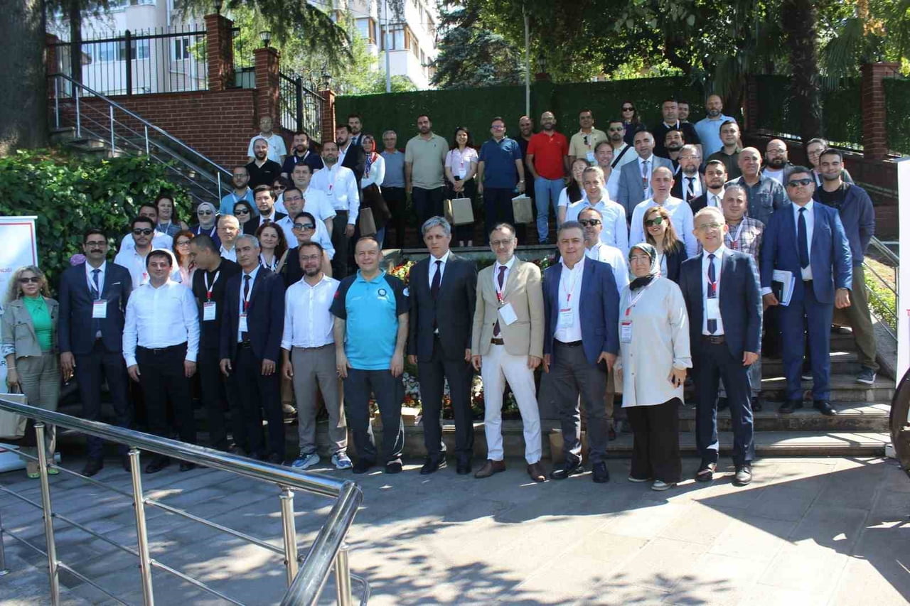 ZONGULDAK İL SAĞLIK MÜDÜRLÜĞÜNÜN EV SAHİPLİĞİNDE DÜZENLENEN 10. BÖLGE ASKOM TOPLANTISINDA, İLLER...
