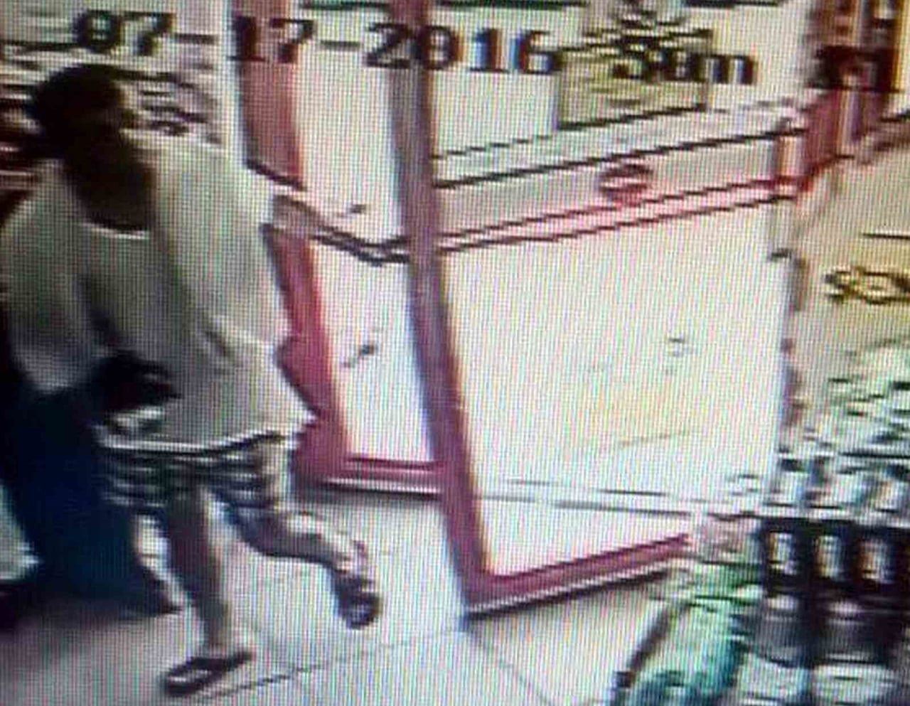 37 KİŞİLİK TİMİN FİRARİ ÜYESİ İHRAÇ YÜZBAŞI BURKAY KARATEPE MARMARİS İLÇESİNDEN TATİLCİ GİBİ...
