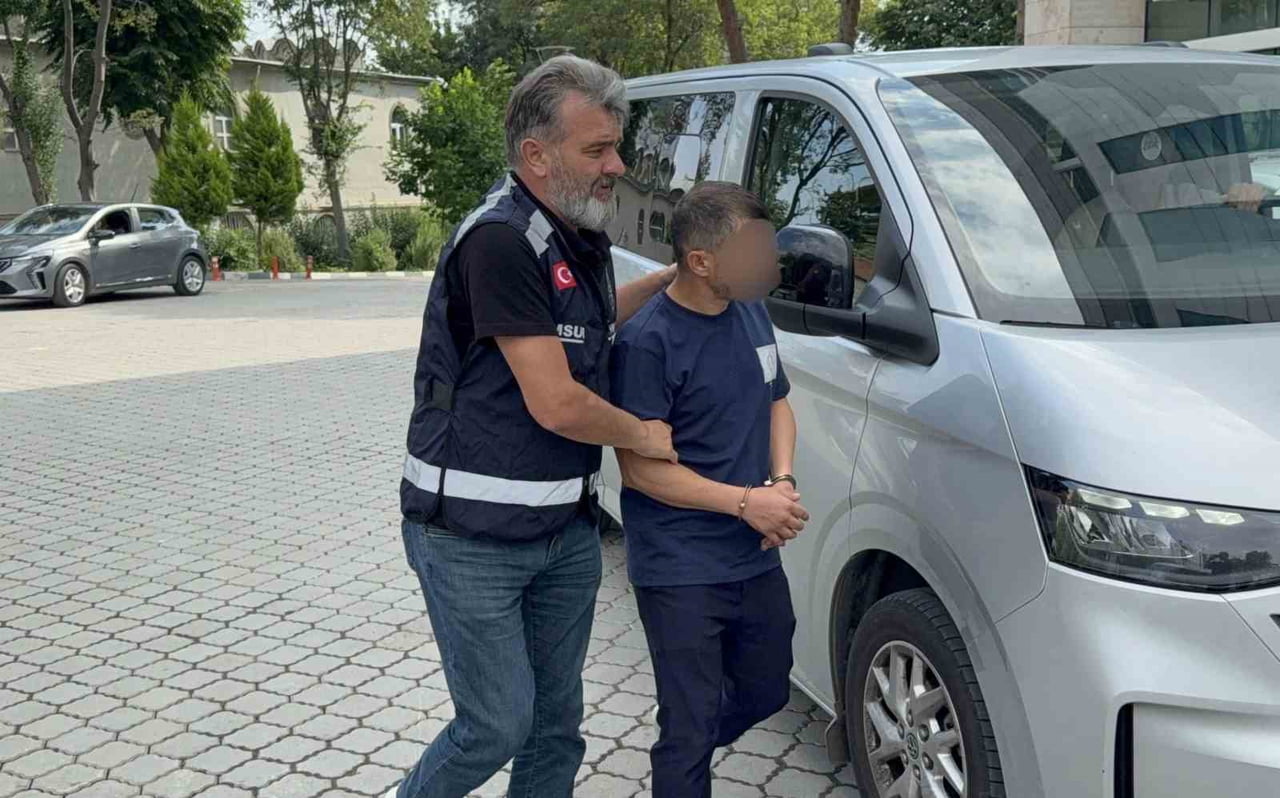 A.G., UYUŞTURUCU TİCARETİNDEN TUTUKLANDI.