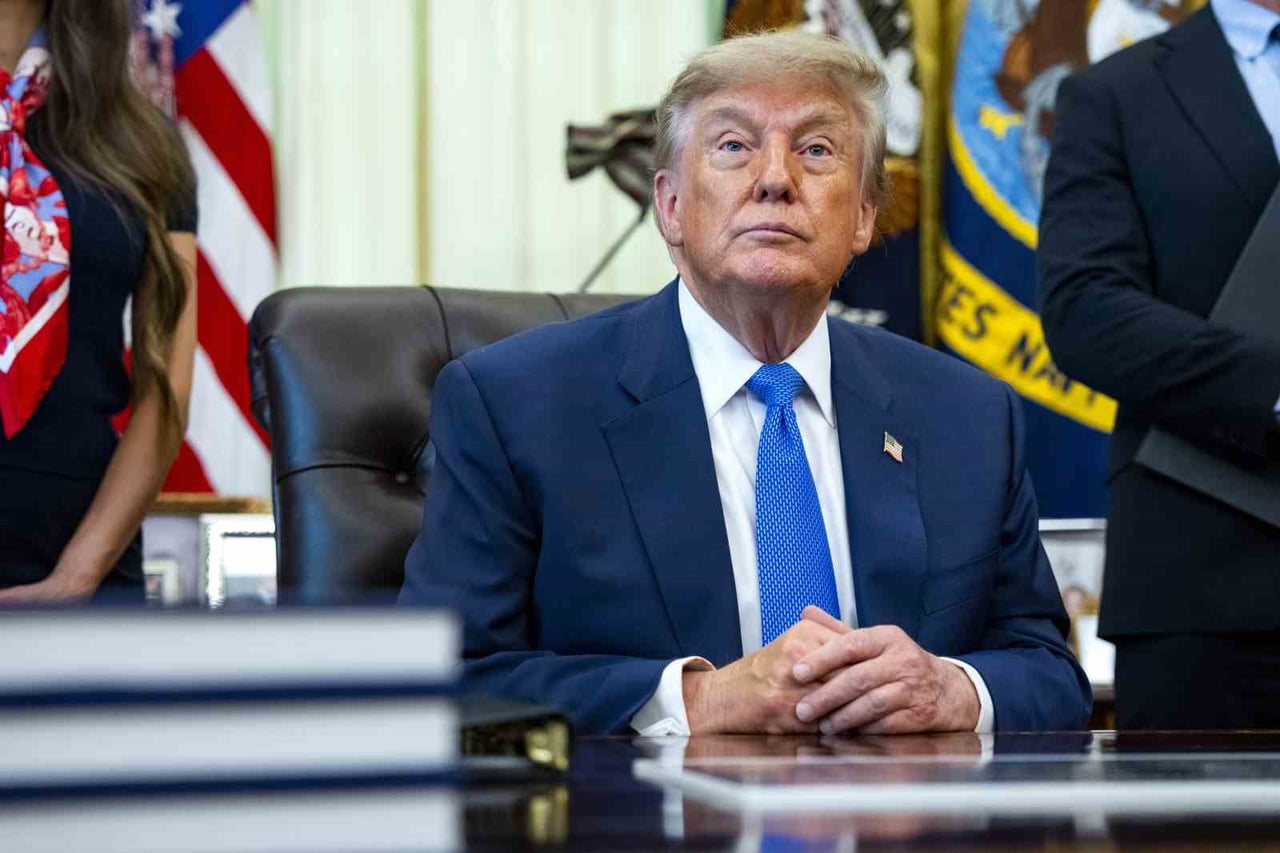 ABD BAŞKANI DONALD TRUMP, "İRAN ARTIK SADECE KONUŞUYOR, HAREKETE GEÇEMİYOR. ARTIK ORTA DOĞU'NUN...