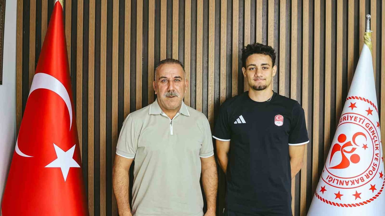 ABD’NİN OREGON EYALETİNDE DÜZENLENEN U20 DÜNYA ATLETİZM ŞAMPİYONASI’NDA 110 METRE ENGELLİ...