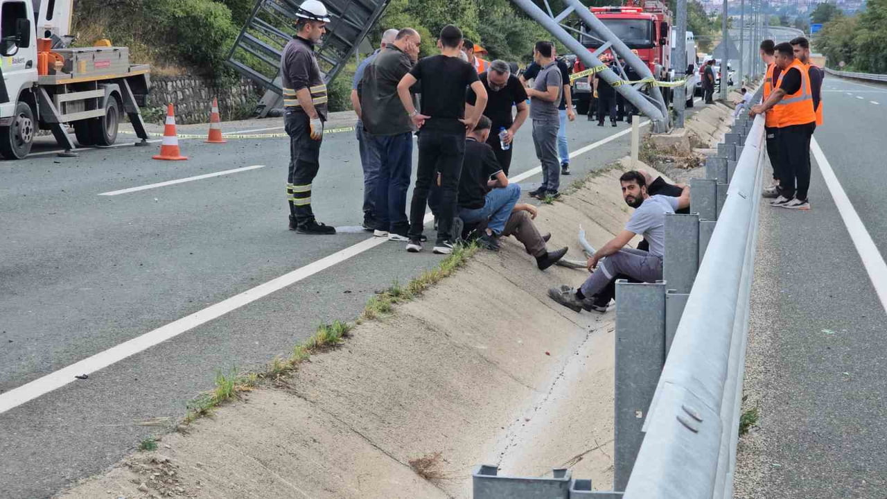 ACI HABERİ ALAN MOTOSİLKET SÜRÜCÜ İSHAK YILDIRIM'IN BABASI EKREM YILDIRIM OLAY YERİNE...