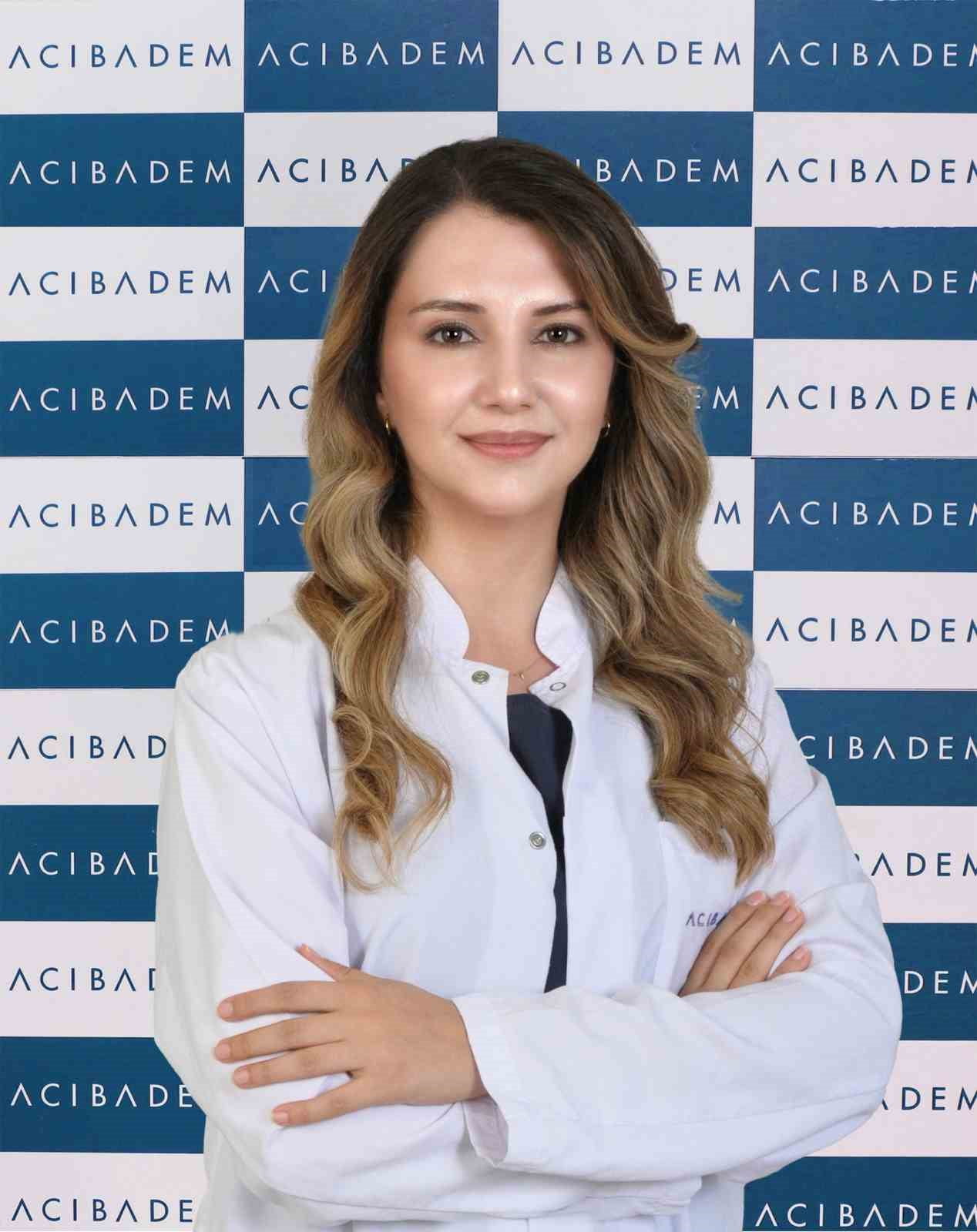 ACIBADEM ORTOPEDİA HASTANESİ İÇ HASTALIKLARI UZMANI DR. CEMİLE FEYZA ELBİSTAN, SÜREKLİ YORGUNLUK...
