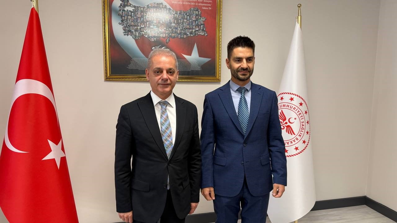 AÇIKLAMAYA ERZİNCAN İL SAĞLIK MÜDÜRÜ DR. CİHAN TEKİN İLE BAŞHEKİM DOÇ. DR. HAKAN GÖKALP TAŞ...
