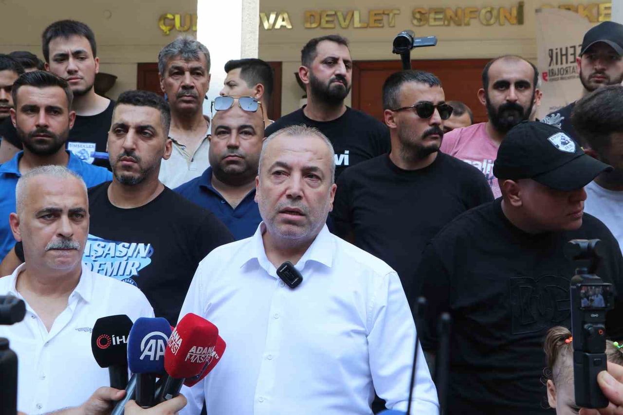 ADANA DEMİRSPOR TARİHİNİN EN KÖTÜ GÜNLERİNİ YAŞADIĞINI SÖYLEYEN ZEYBEK, “BİZ BU KÖTÜ GÜNLERDE YEDİ...