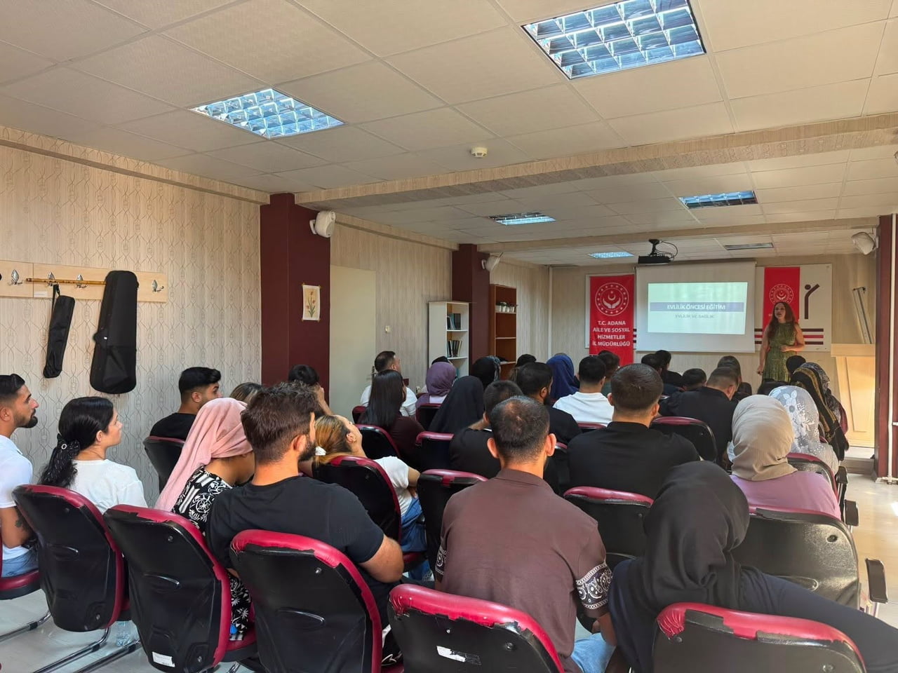 ADANA (İHA)- ADANA'DA EVLİLİK HAZIRLIĞI YAPAN ÇİFTLERE, "EVLENECEK GENÇLERİN DESTEKLENMESİ...