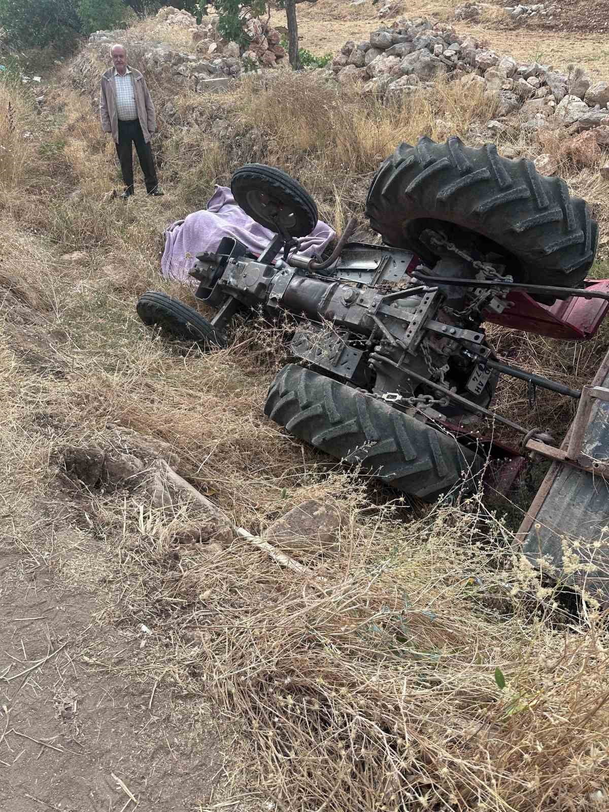 ADIYAMAN'IN GÖLBAŞI İLÇESİNDE TRAKTÖRÜN ŞARAMPOLE DEVRİLMESİ SONUCU 1 KİŞİ HAYATINI...