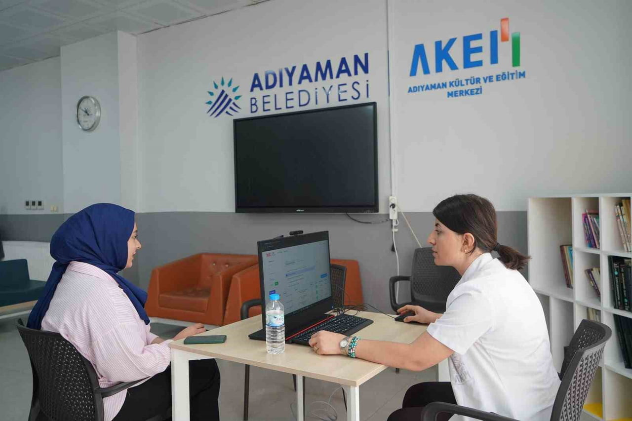 ADIYAMAN BELEDİYESİ, YÜKSEKÖĞRETİM KURUMLARI SINAVI (YKS) TERCİH DÖNEMİNDE ÜNİVERSİTE ADAYLARINA...