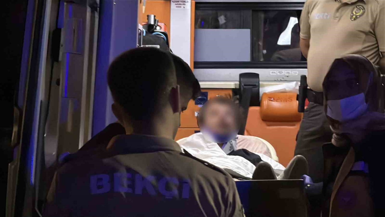 ADRESİNDE HAFIZA KAYBI YAŞADIĞI BELİRLENEN S.Ş., AMBULANSLA YENİDEN YUNUS EMRE DEVLET HASTANESİ'NE...