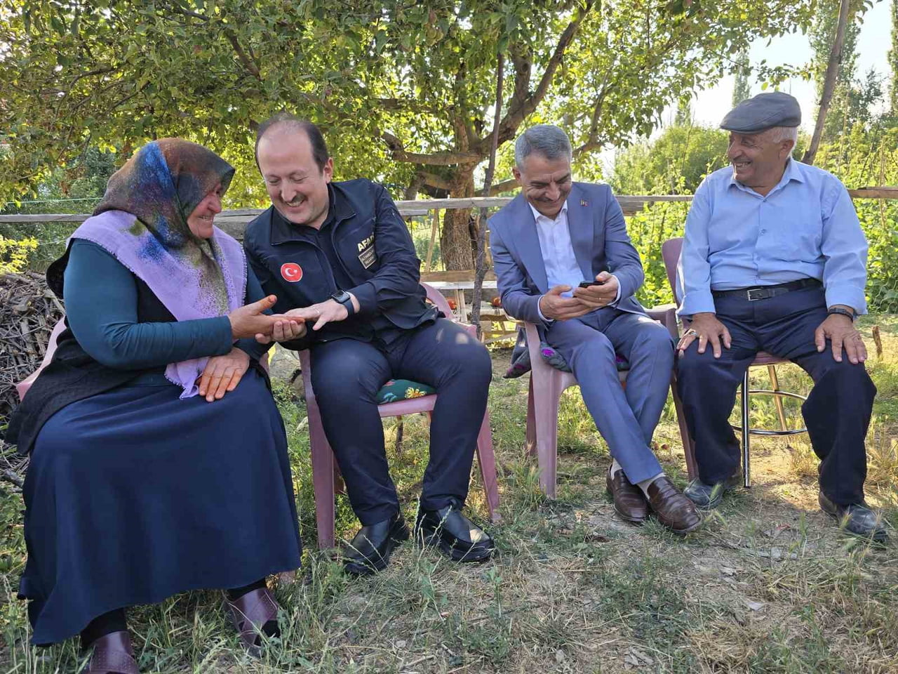 AFET VE ACİL DURUM YÖNETİMİ (AFAD) BAŞKANI ALİ HAMZA PEHLİVAN, TAMAMLANAN VE DEVAM EDEN KONUT VE...