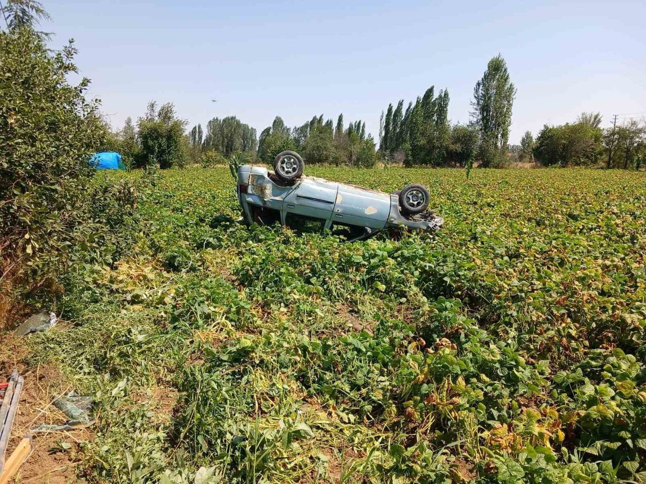 AFYONKARAHİSAR’IN ŞUHUT İLÇESİNDE, VİRAJI ALAMAYAN OTOMOBİLİN KONTROLDEN ÇIKARAK DEVRİLMESİ SONUCU...