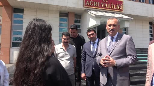 Ağrı'dan 200 öğrenci Çanakkale ve Ankara'ya tarih yolculuğuna uğurlandı