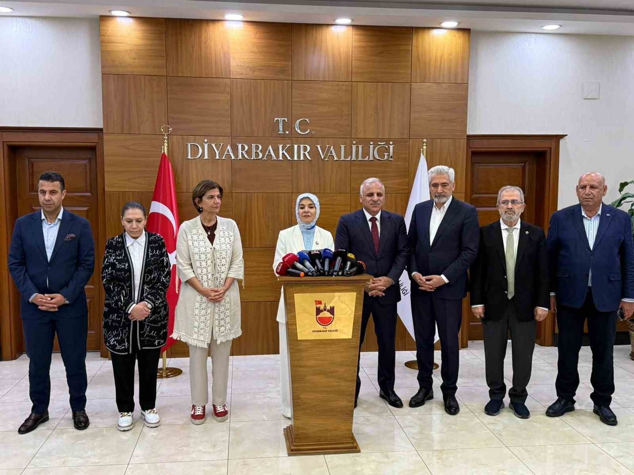 AİLE VE SOSYAL HİZMETLER BAKANI MAHİNUR ÖZDEMİR GÖKTAŞ, BİR DİZİ PROGRAMA KATILMAK ÜZERE...