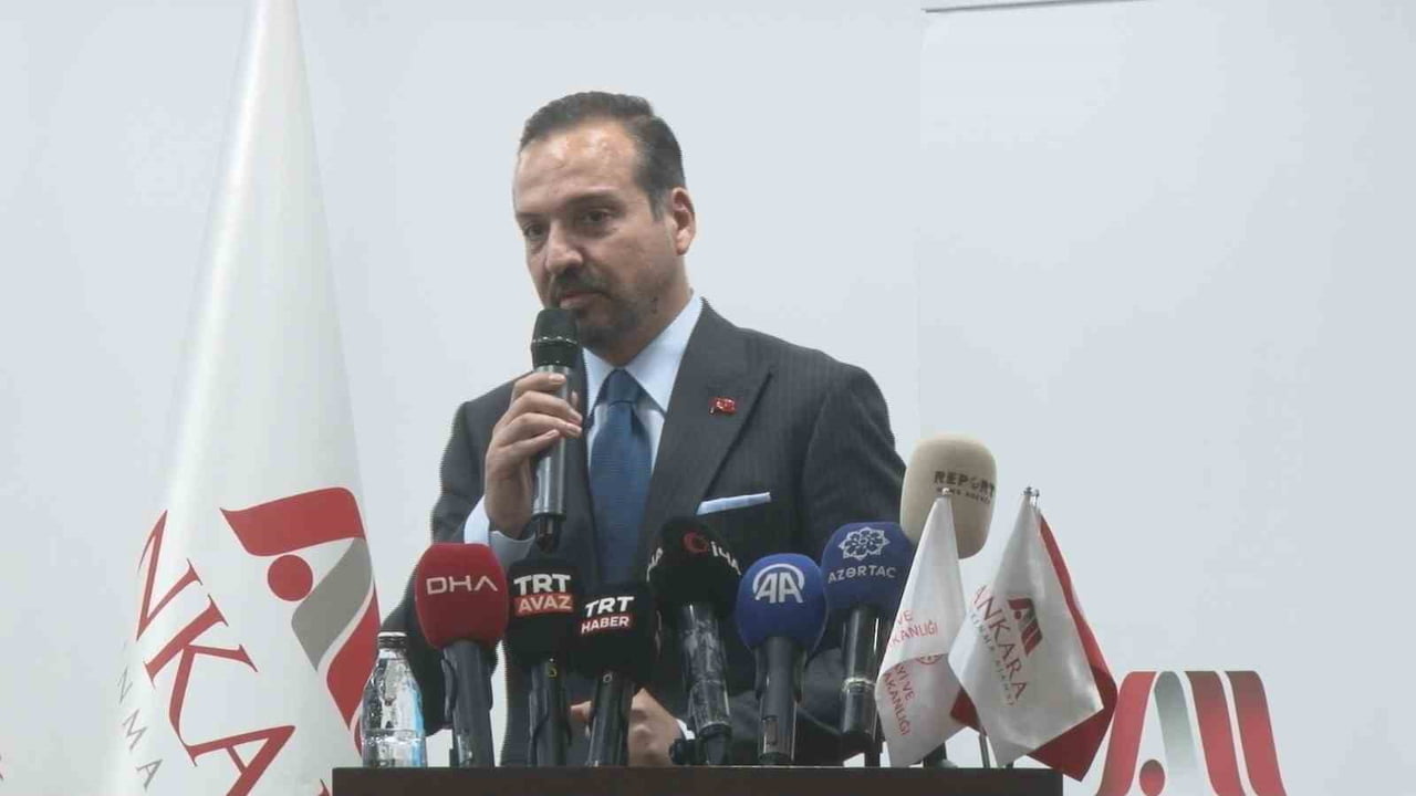 AK PARTİ GENEL BAŞKAN YARDIMCISI VE TÜRK DEVLETLERİ İLE İLİŞKİLER BAŞKANI KÜRŞAD ZORLU