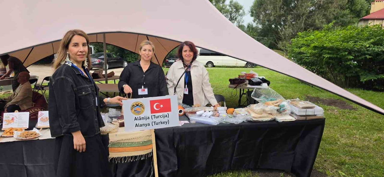ALANYA BELEDİYESİ HEYETİ, LETONYA’DAKİ KARDEŞ ŞEHİR TALSİ’DE DÜZENLENEN ŞEHİR FESTİVALİ’NE...
