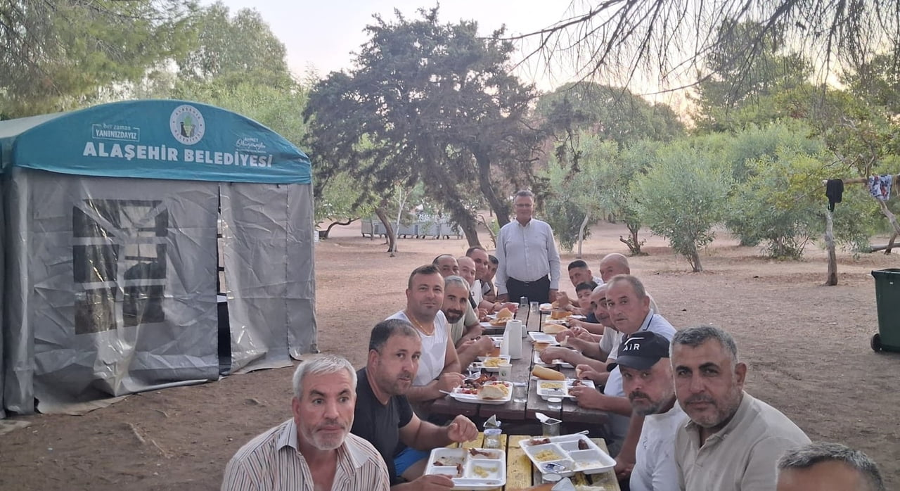 ALAŞEHİR BELEDİYESİ, ÇALIŞANLARININ MORAL VE MOTİVASYONUNU ARTIRMAK AMACIYLA DİDİM'DE OLUŞTURDUĞU...