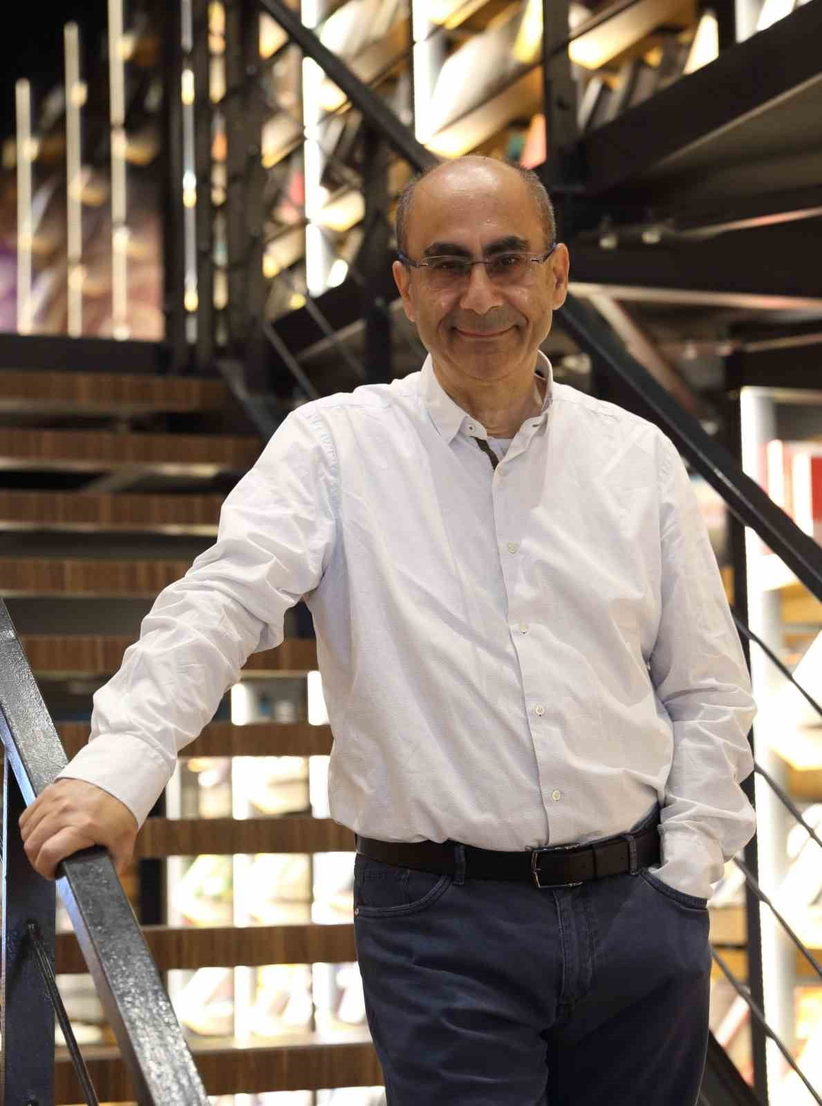 ALTIN PORTAKAL'DA ULUSAL UZUN METRAJ JÜRİ BAŞKANI DERVİŞ ZAİM