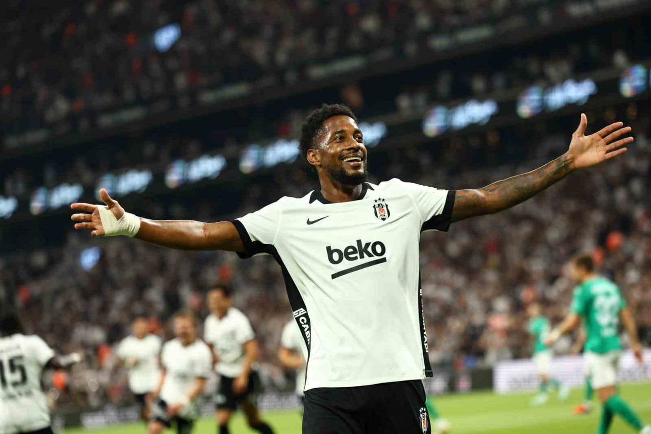 AMİR MURİLLO BU SEZON İLK KEZ GOL SEVİNCİ YAŞADI.