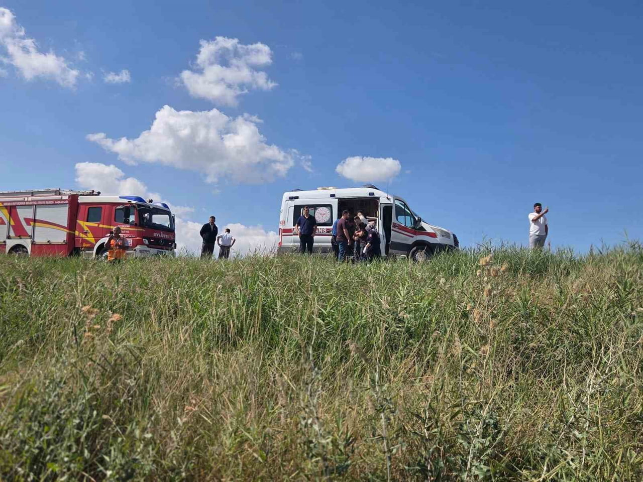 ANKARA’DA 2 OTOMOBİLİN KARIŞTIĞI TRAFİK KAZASINDA 5 KİŞİ YARALANDI. KAZADA İKİ ARAÇ DA TAKLA...