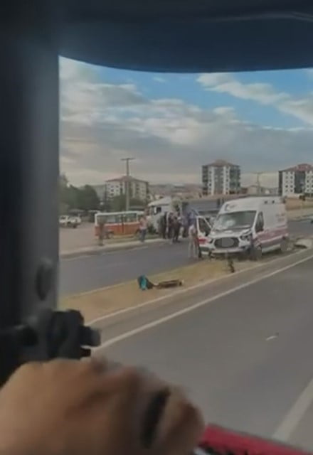 ANKARA’NIN POLATLI İLÇESİNDE YEM MAKİNESİNE KAPILAN BİR KİŞİYE MÜDAHALE ETMEK İÇİN YOLA ÇIKAN...