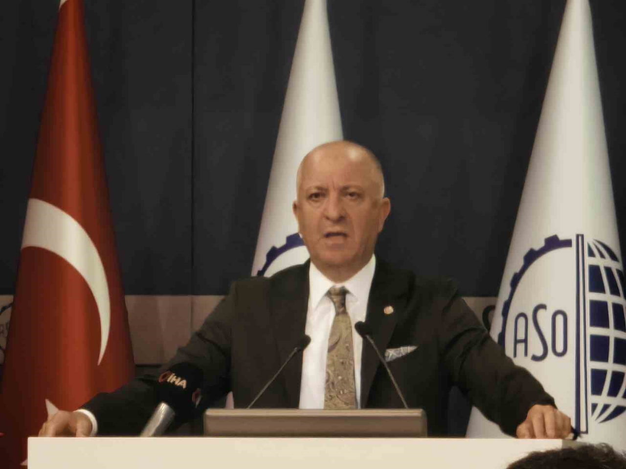 ANKARA SANAYİ ODASI (ASO) BAŞKANI SEYİT ARDIÇ, "YENİ DÖNEMDE SAVUNMA SANAYİİ, SİBER GÜVENLİK, UYDU...