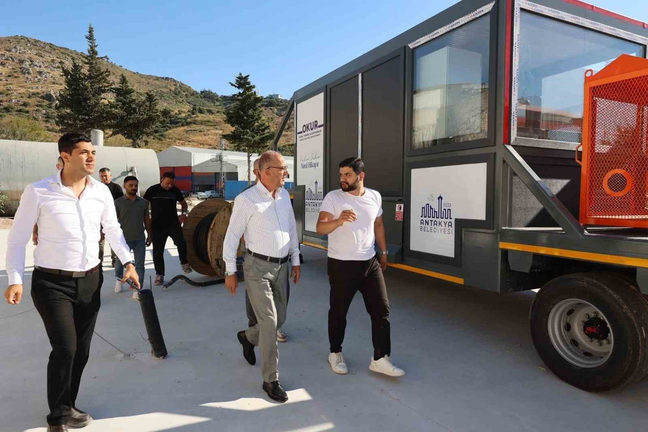 ANTAKYA BELEDİYE BAŞKANI İBRAHİM NACİ YAPAR, BELEDİYEYE AİT SICAK ASFALT PLENT TESİSİ’NDE...