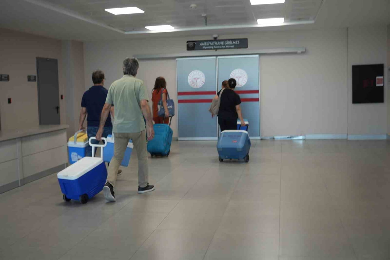 ANTALYA'DA GEÇİRDİĞİ MOTOSİKLET KAZASININ ARDINDAN BEYİN ÖLÜMÜ GERÇEKLEŞEN 21 YAŞINDAKİ BARAN...