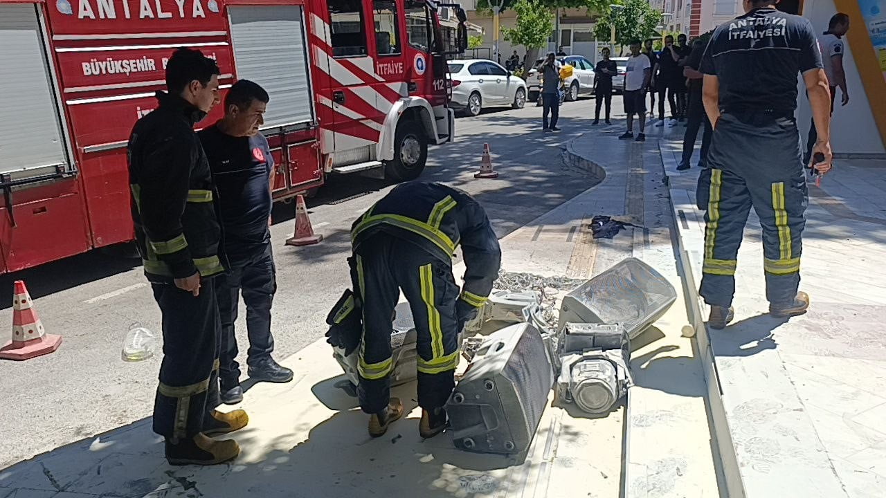 ANTALYA'NIN MANAVGAT İLÇESİNDE İŞYERİNE 800 BİN LİRA PARA CEZASI YAZILDIĞI GEREKÇESİYLE MANAVGAT...