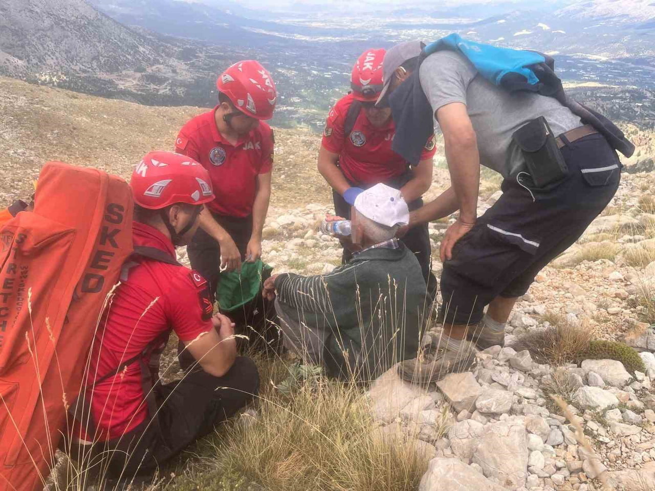 ANTALYA’NIN KAŞ İLÇESİNDE YAKINLARININ KAYIP BAŞVURUSUNDA BULUNDUĞU E.K., JANDARMA EKİPLERİNİN...