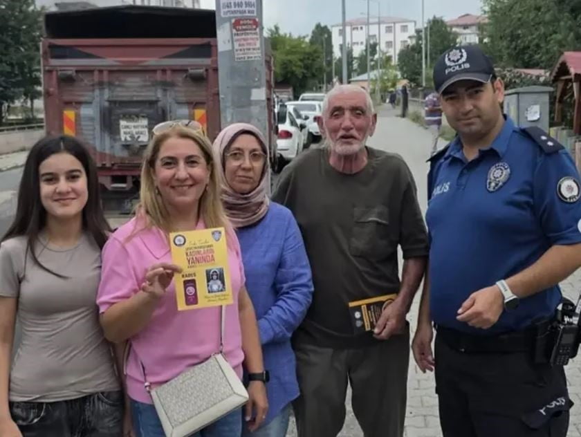 ARDAHAN'DA POLİS EKİPLERİ "2026 YILI POLHANE PROJESİ" KAPSAMINDA VATANDAŞLARI BİLGİLENDİRDİ....