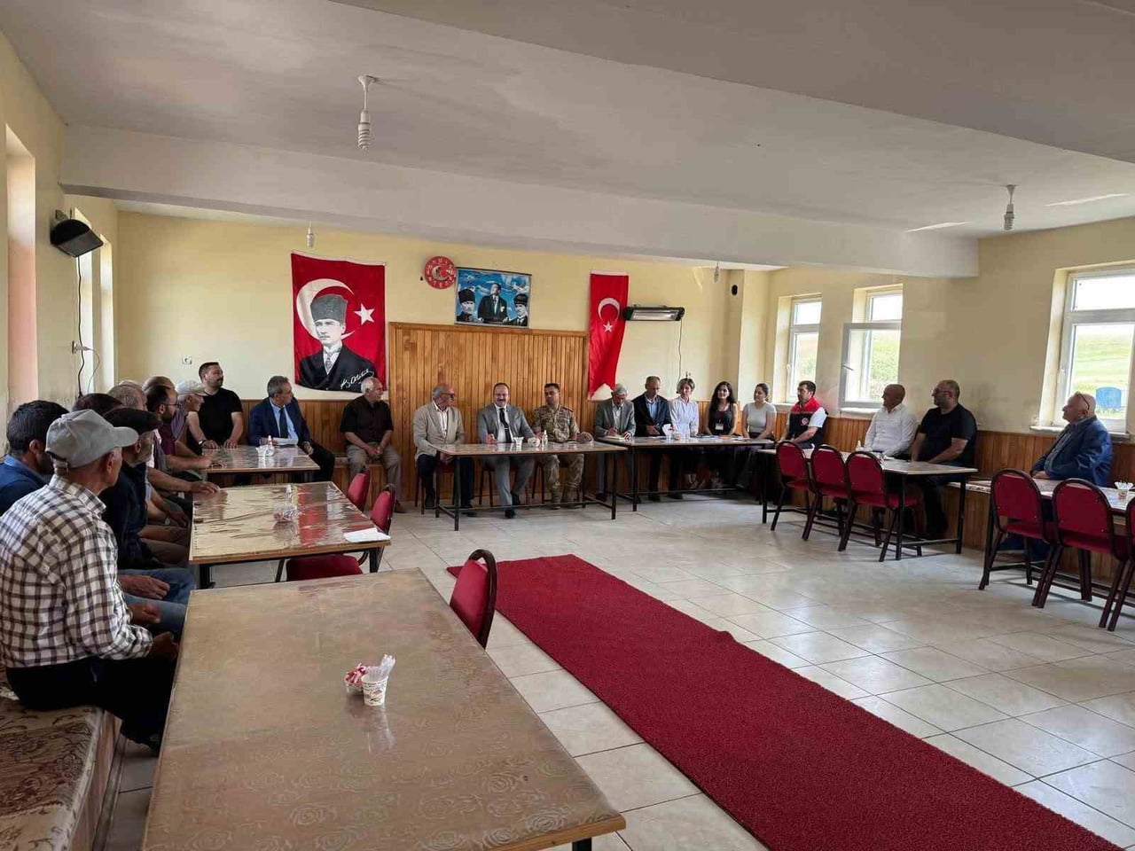 ARPAÇAY'DA KÖYLERİN İHTİYAÇLARI YERİNDE İNCELENDİ(KARS-İHA)