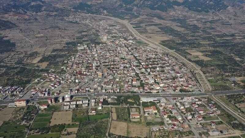 (ARŞİV FOTO) - AYDIN'IN BUHARKENT İLÇESİNDEKİ MENDERES MAHALLESİ'NDE DOĞALGAZ İÇİN ALTYAPI...