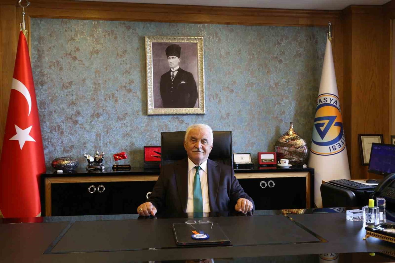AVRASYA ÜNİVERSİTESİ MÜTEVELLİ HEYET BAŞKANI ÖMER YILDIZ
