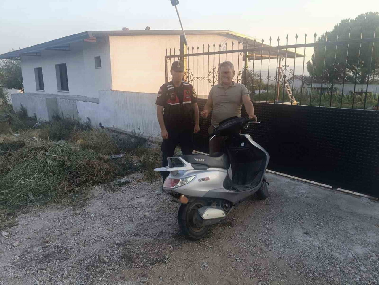 AYDIN'IN ÇİNE İLÇESİNDE ÇALINAN MOTOSİKLET JASAT EKİPLERİNİN ÇALIŞMASI SONUCUNDA BULUNARAK...