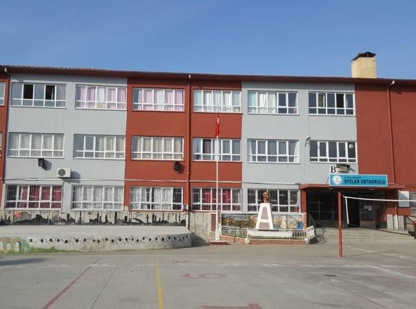 AYDIN'IN EFELER İLÇESİNDE YAPILAN İNCELEMELER SONUCUNDA EFELER ORTAOKULU İÇİN YIKIM, MUSTAFA KİRİŞ...