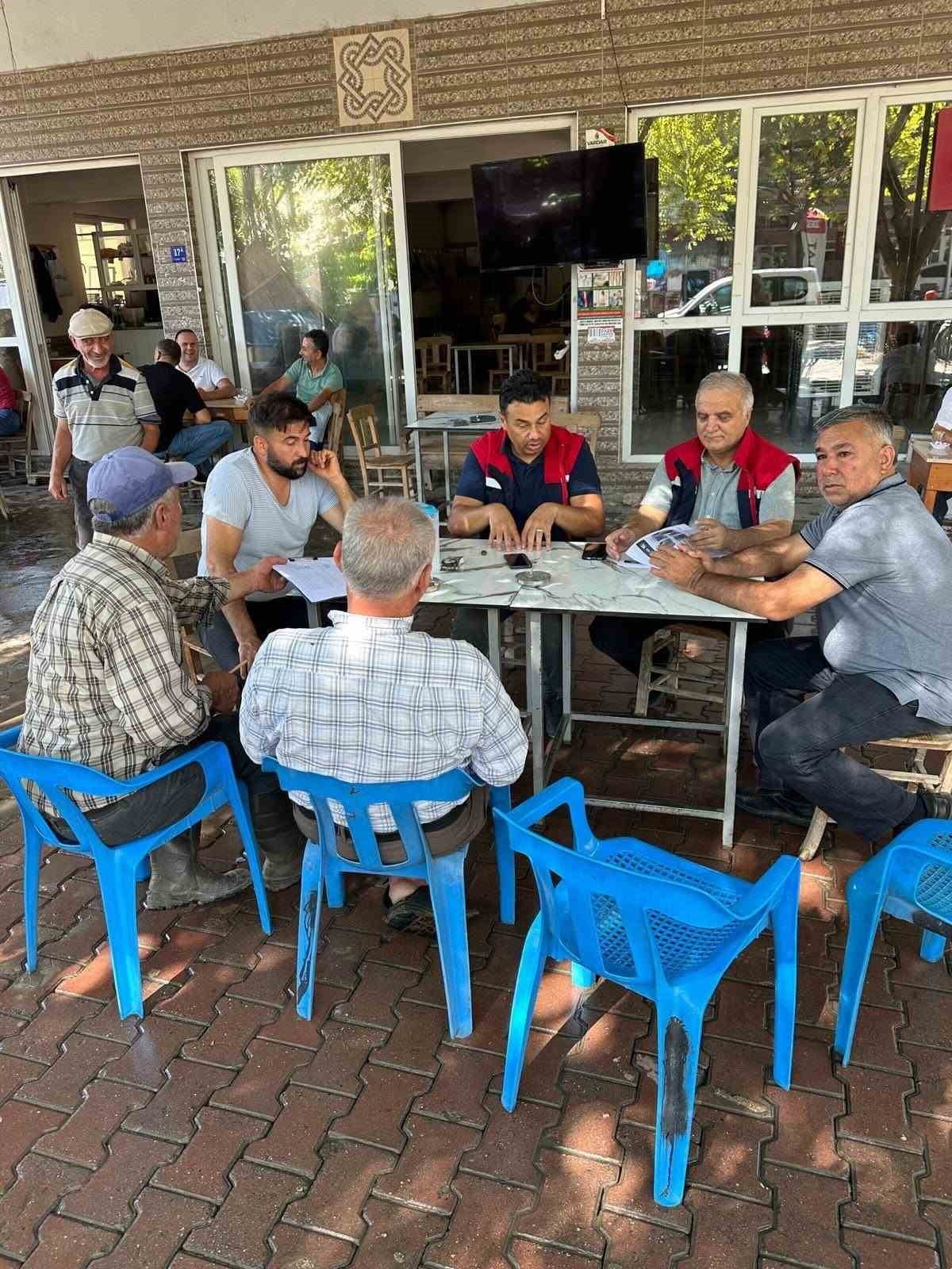 AYDIN'IN KÖŞK İLÇESİNDE İNCİR ÜRETİCİLERİNE YÖNELİK DÜZENLENEN BİLGİLENDİRME TOPLANTISINDA...