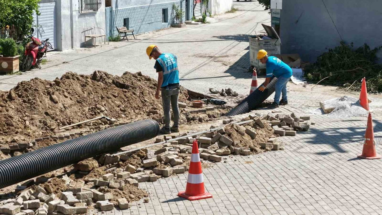 AYDIN BÜYÜKŞEHİR'DEN İNCİRLİOVA'DA ALTYAPI YATIRIMI