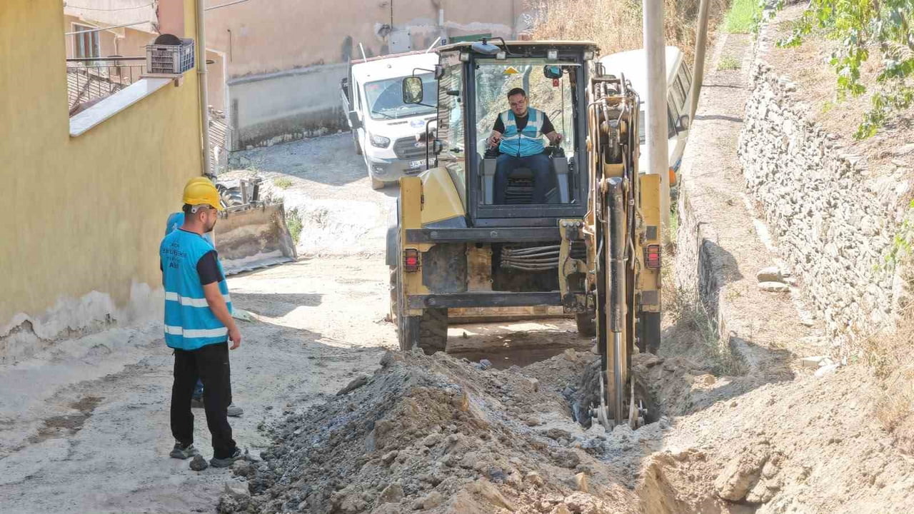 AYDIN BÜYÜKŞEHİR BELEDİYESİ TARAFINDAN KÖŞK İLÇESİ BAŞÇAYIR MAHALLESİ’NDE BAŞLATILAN ÇALIŞMA...