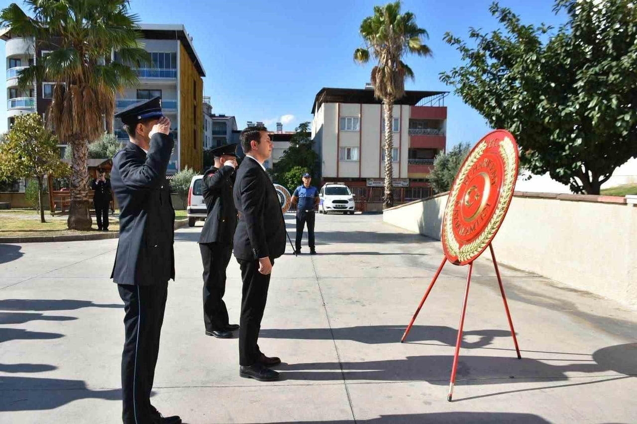 AYDIN’IN BUHARKENT İLÇESİNDE, 30 AĞUSTOS ZAFER BAYRAMI’NIN 104. YIL DÖNÜMÜ DÜZENLENEN TÖRENLERLE...