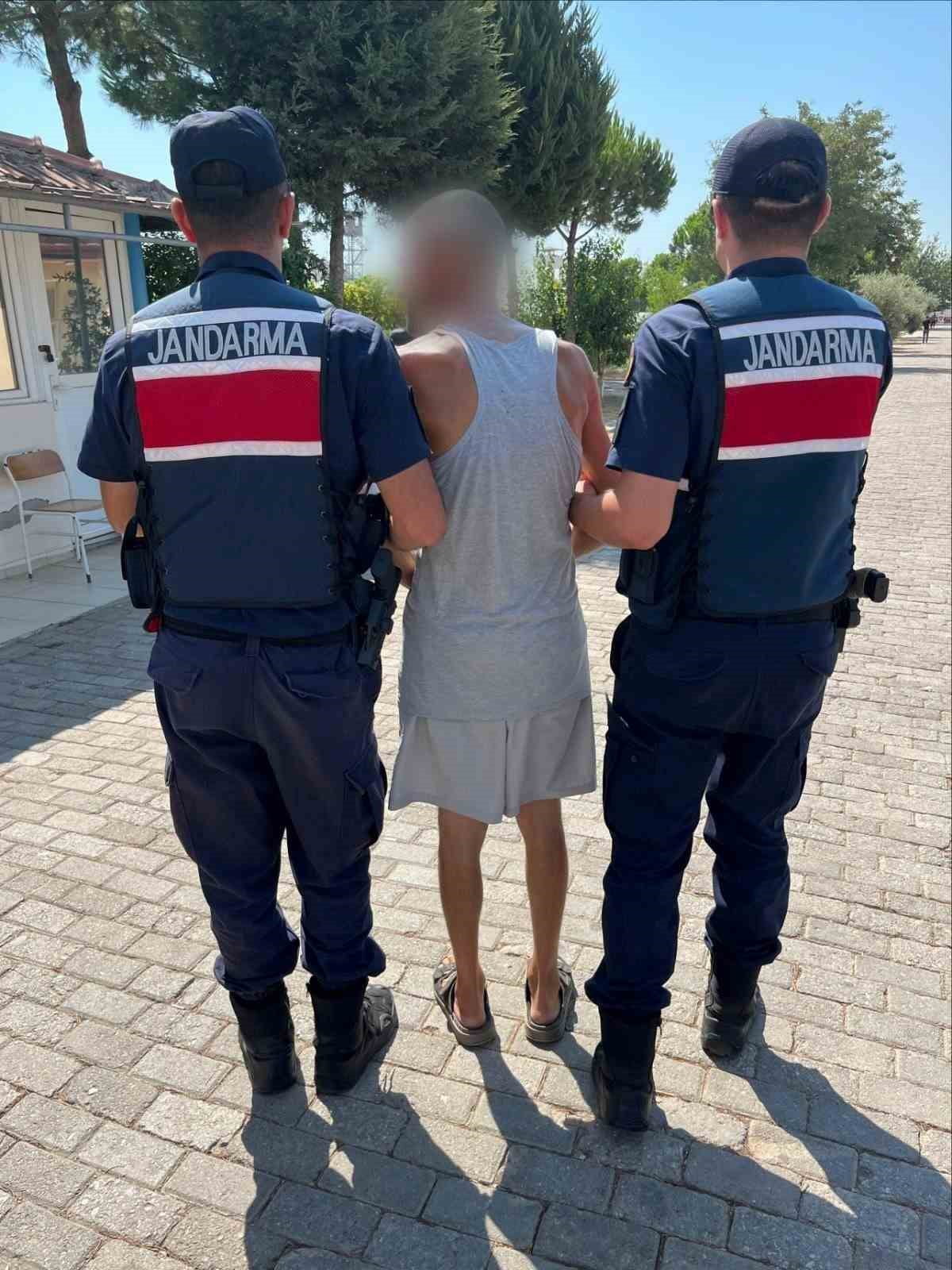 AYDIN’IN İNCİRLİOVA İLÇESİNDE, HAKKINDA 8 YIL 10 AY 24 GÜN KESİNLEŞMİŞ HAPİS CEZASI BULUNAN...