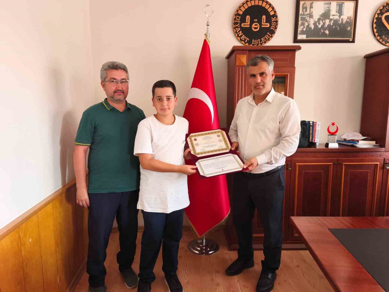 AYDIN’IN NAZİLLİ İLÇESİNDE, HAFIZLIK EĞİTİMLERİNİ TAMAMLAYARAK YAPILAN SINAVDA BAŞARILI OLAN...