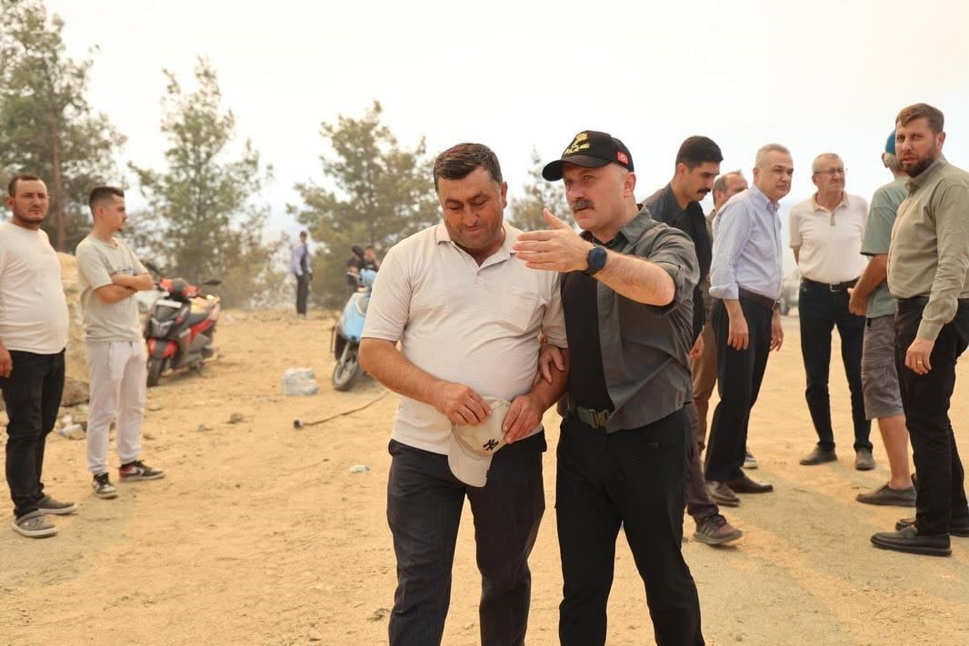 AYDIN VALİSİ DR. OSMAN VAROL, ÇİNE İLÇESİNDE ORMAN YANGININDAN ETKİLENEN MAHALLELERİ ZİYARET...
