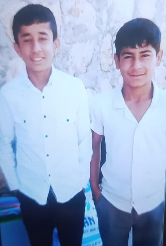 B.E. (13) İLE M.D. (13)