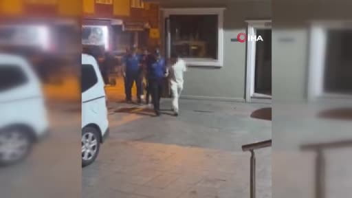 Bağcılar'da kaçakçılık operasyonu: 3 gözaltı