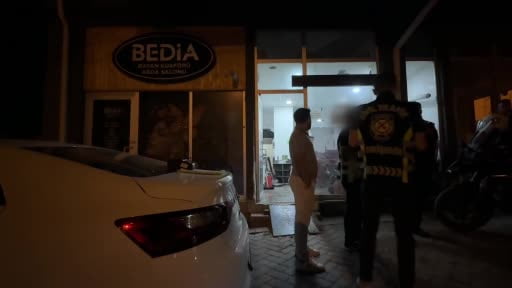 Bakıma bırakılan motosiklet ile polisten kaçan ve tamirhaneye geri saklayan elemana 265 bin TL...