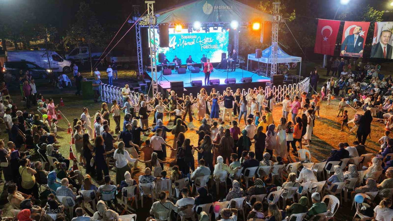 BAŞİSKELE'DE BU YIL 4'ÜNCÜSÜ DÜZENLENEN YÖRESEL KÜLTÜR FESTİVALİ'NDE, TÜRKİYE'NİN FARKLI...