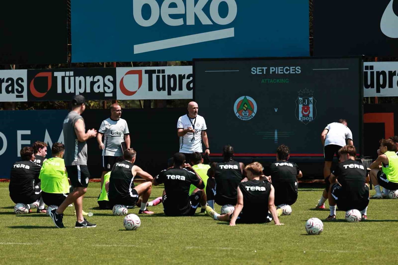 BEŞİKTAŞ, TRENDYOL SÜPER LİG'İN 2. HAFTASINDA DEPLASMANDA CORENDON ALANYASPOR İLE OYNAYACAĞI...
