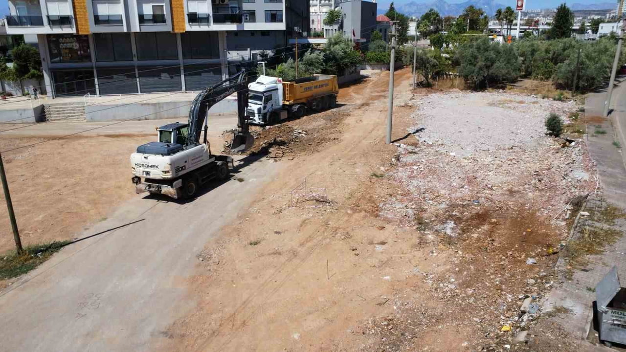 BEŞKONAK'IN ALTYAPI VE ULAŞIM AĞI GÜÇLENİYOR